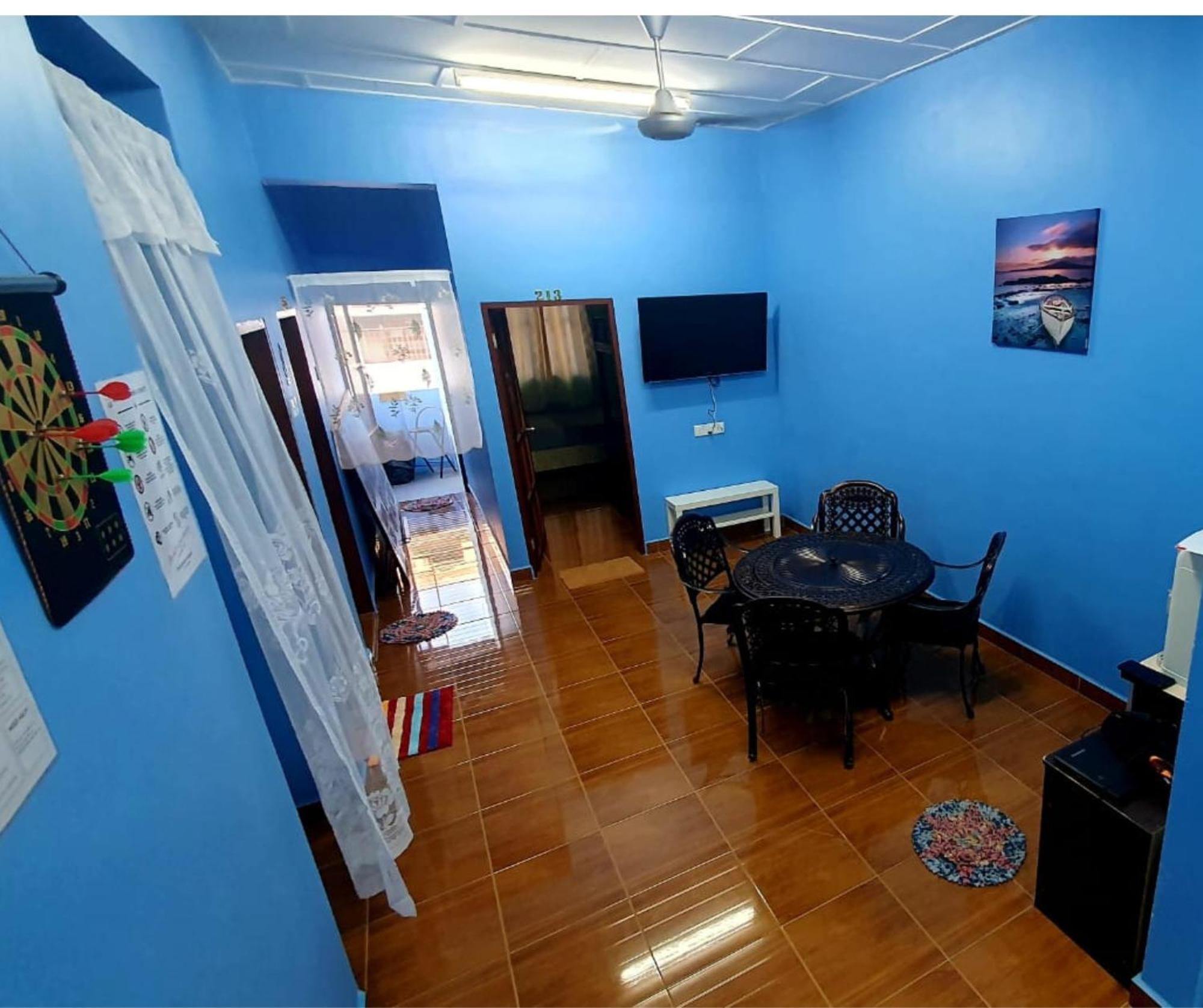 Shoplot Hostel Pangkor Kampong Pasir Bogak Extérieur photo