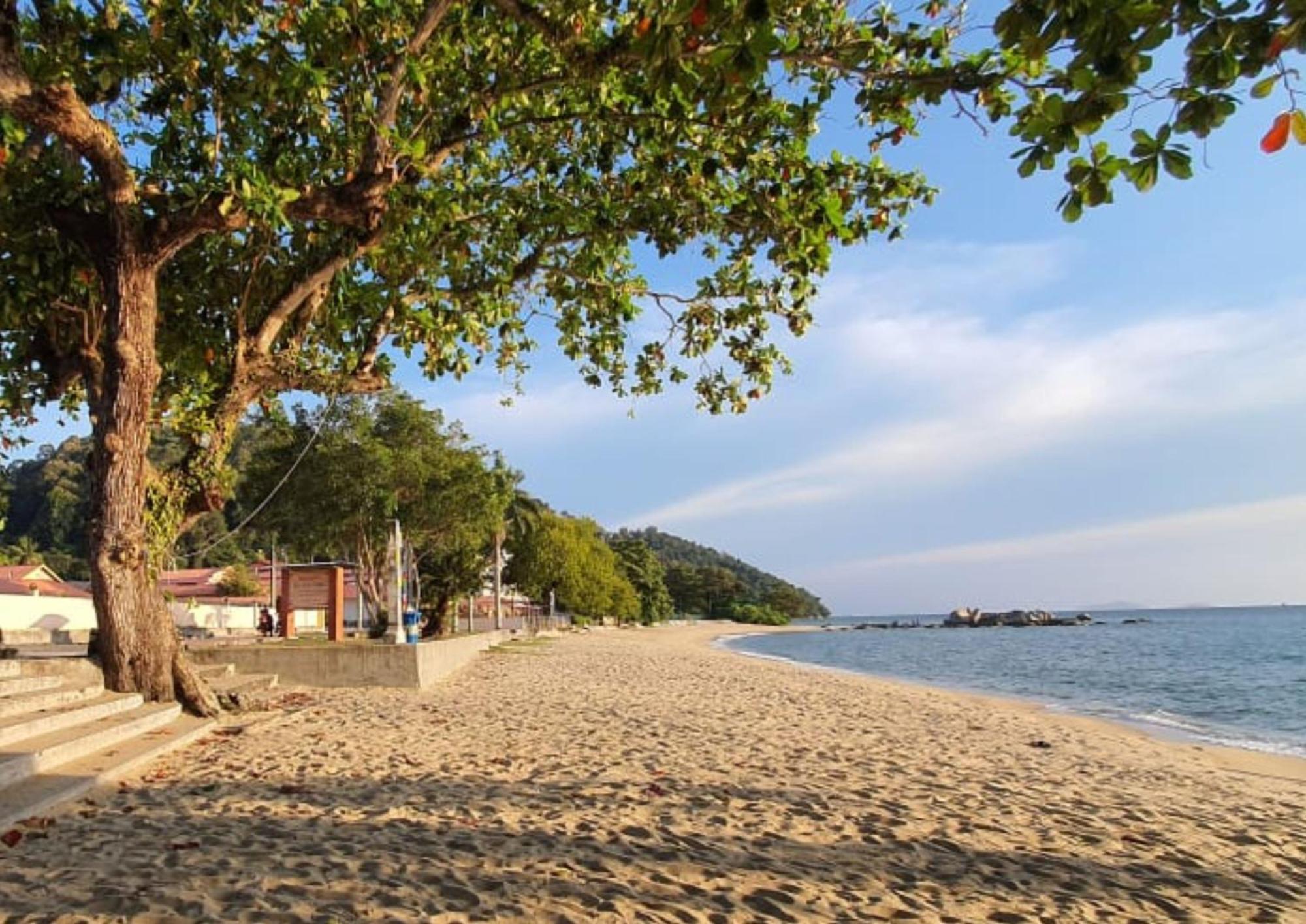Shoplot Hostel Pangkor Kampong Pasir Bogak Extérieur photo