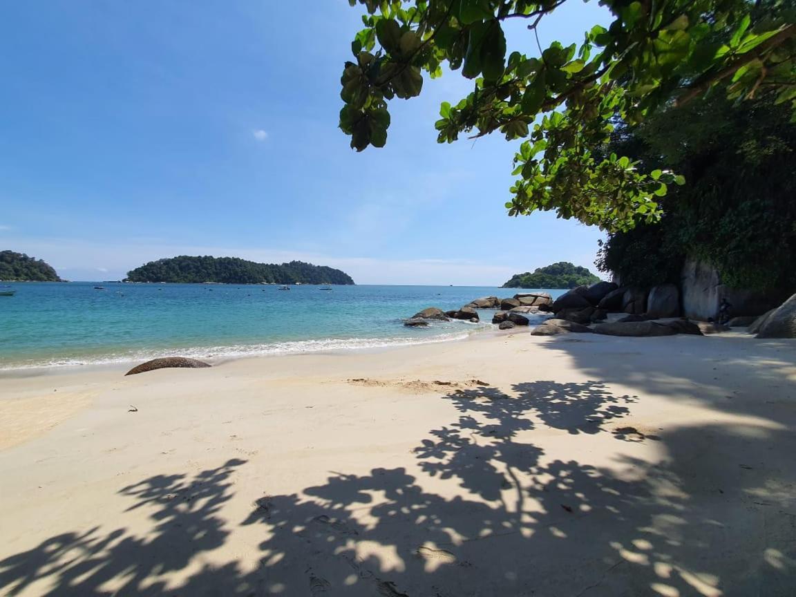 Shoplot Hostel Pangkor Kampong Pasir Bogak Extérieur photo